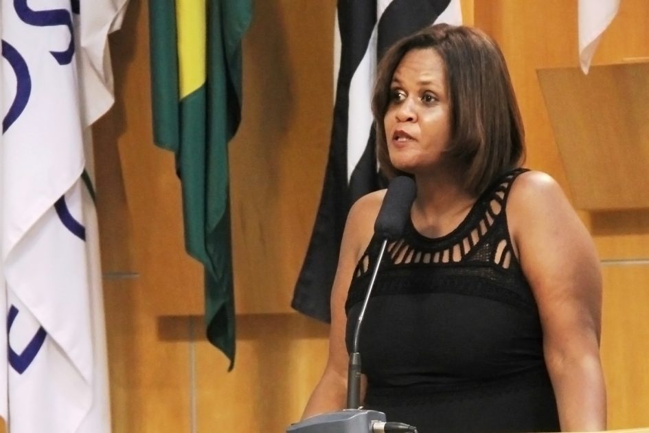 Drª Márcia (PV)