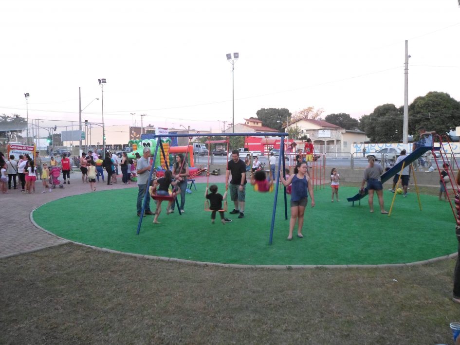 Nova praça de esporte e lazer do Parque Brasil é entregue à população