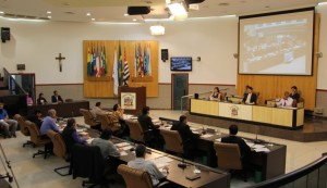 Vereadores de Jacareí regulamentam Sistema Municipal de Ensino e Escola do Legislativo