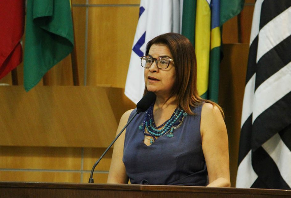 Indicação de Rose Gaspar altera parada do ônibus intermunicipal de Santa Branca
