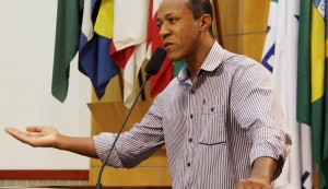 Pastor Rogério Timóteo pede rigor na fiscalização de parquímetros sem funcionamento