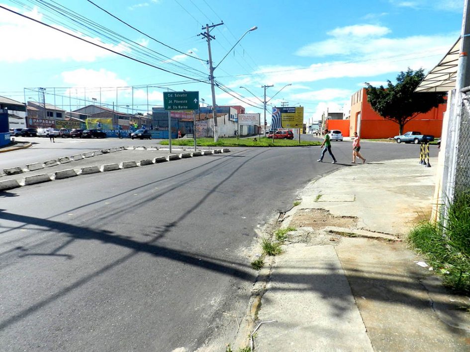 Arildo Batista pede obras em rotatória no Parque dos Príncipes