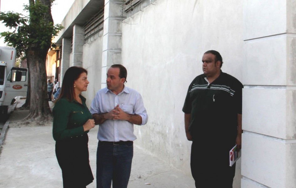 Rose Gaspar visita obras de revitalização do Mercado Municipal