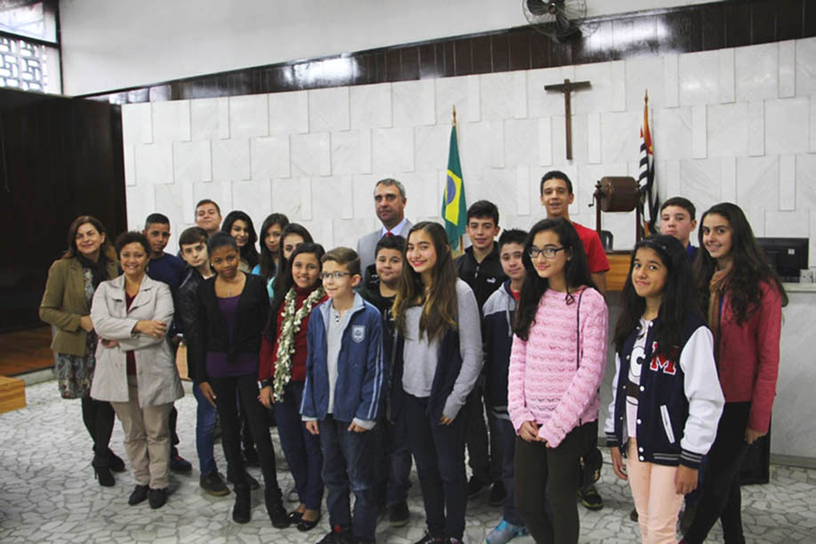 Vereadores Jovens visitam Fórum e Prefeitura de Jacareí