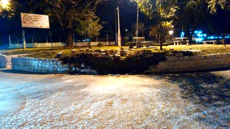 Valmir pede melhor sinalização de trânsito na entrada do Parque Meia-Lua