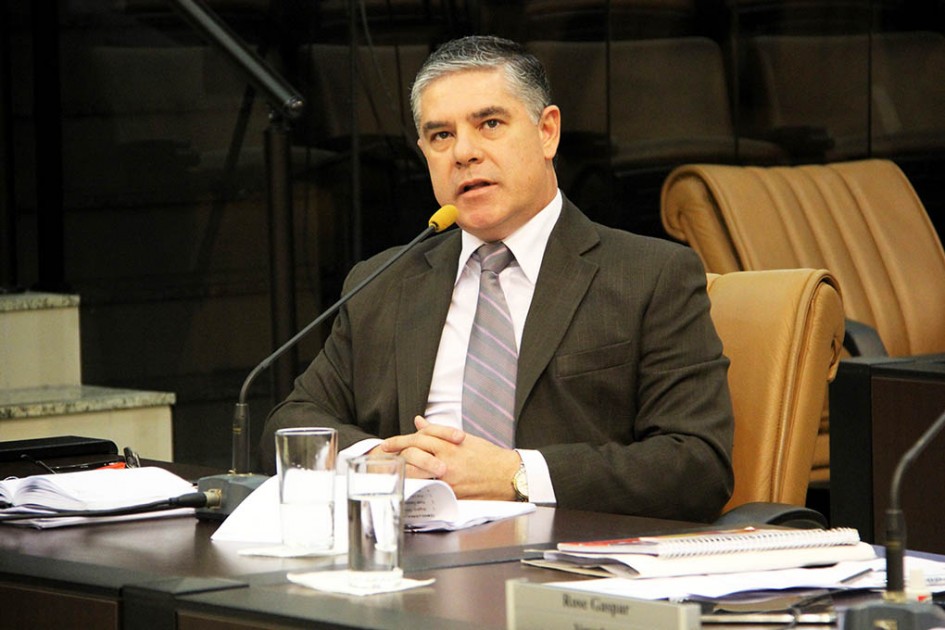 Fernando da Ótica Original questiona medidas para assegurar empregos em Jacareí