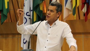 Maurício Haka solicita manutenções no Jardim do Vale e São João