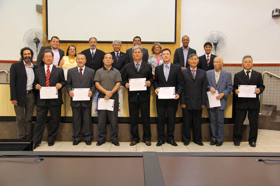 Câmara comemora 120 anos de amizade entre Brasil – Japão com homenagem à comunidade Nikkei na cidade