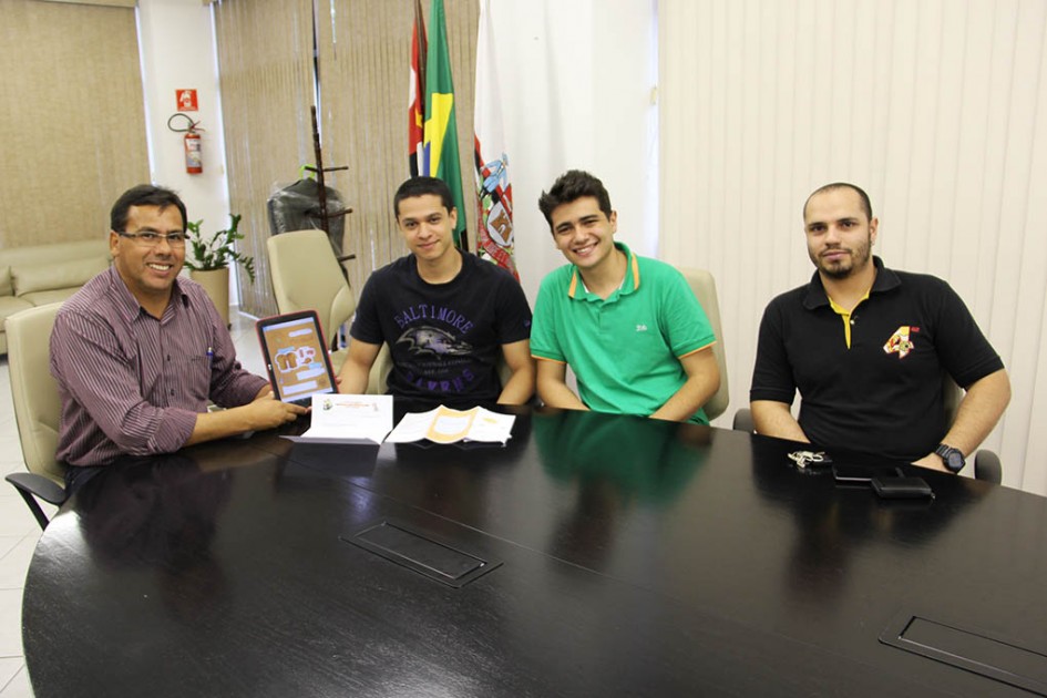 Caminhada de conscientização sobre câncer infantil recebe apoio da Câmara