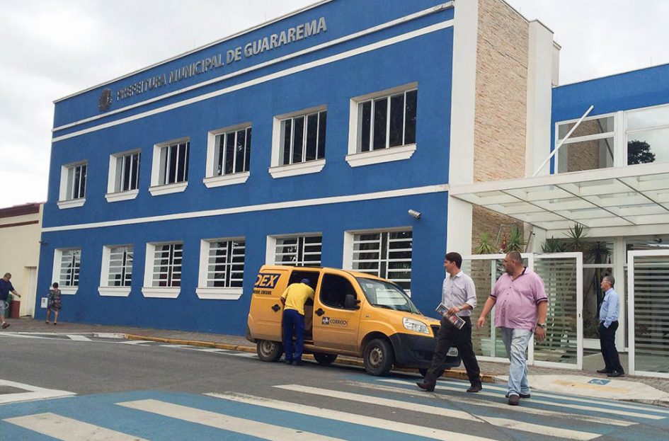 Edinho Guedes visita Guararema para conhecer instalações e políticas públicas