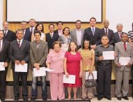 Líderes religiosos atraem 200 pessoas em noite de homenagem na Câmara