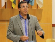 Arildo pede cascalhamento e motonivelamento em ruas do bairro Porto Velho