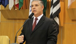 Fernando da Ótica quer mais rondas da PM no Vila Branca, Santa Maria e Parque Brasil
