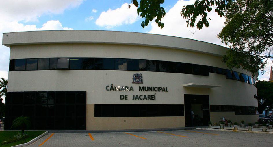 Câmara de Jacareí vota criação de Frente Parlamentar para revisão de IPTU, ISS e ITBI