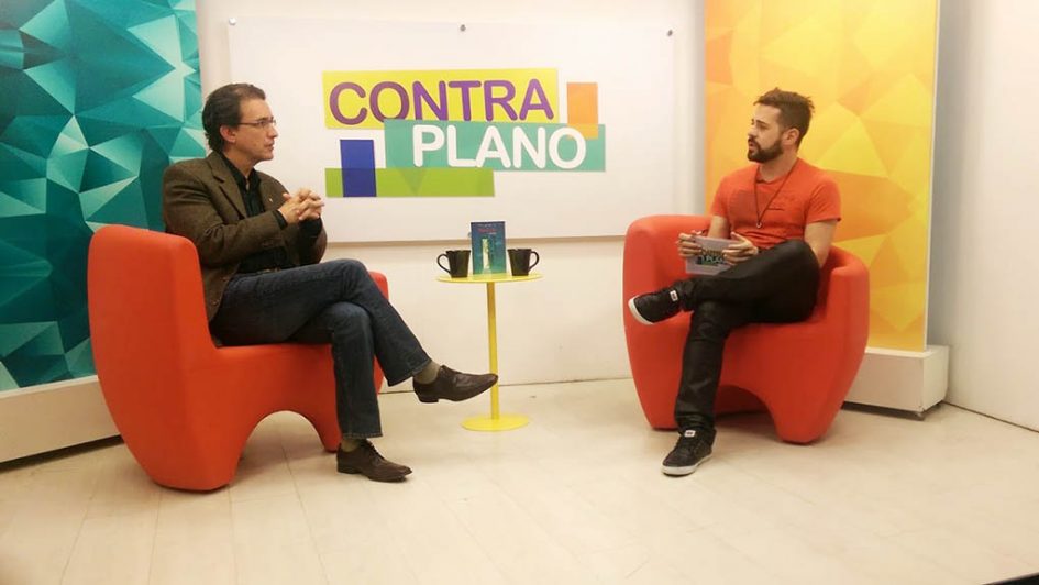 Gustavo Rennó apresenta novo livro no programa ‘Contraplano’ desta segunda