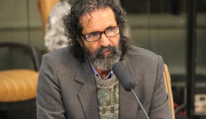 Itamar Alves propõe que Santa Casa acolha conveniados do Cime Saúde em novo plano