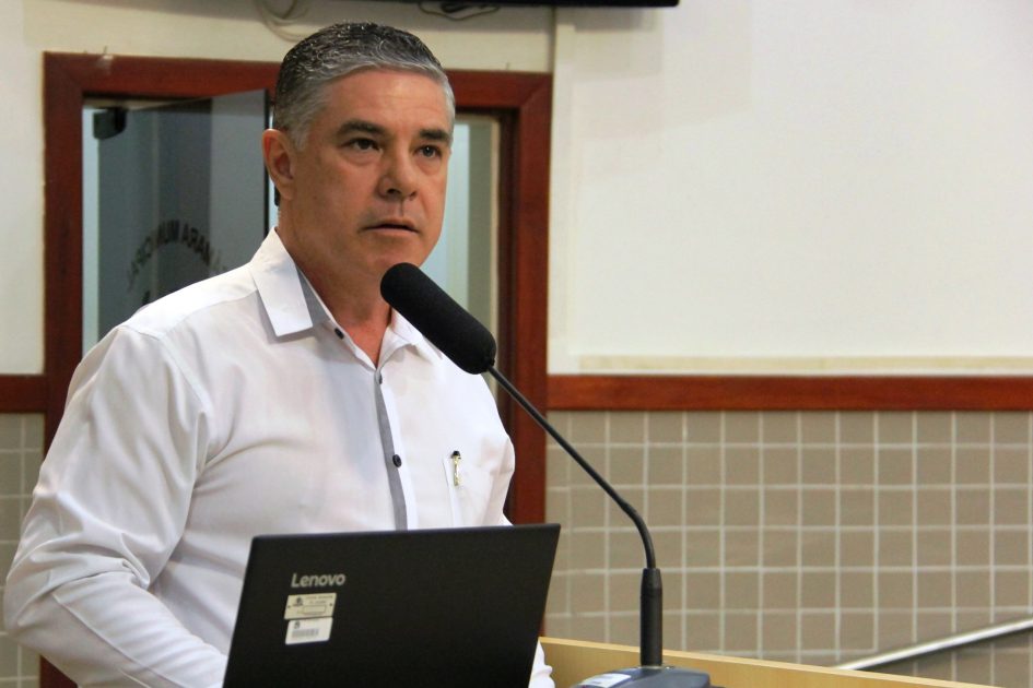 Fernando quer esclarecimentos em relação ao atendimento de pacientes com câncer do Hospital São Francisco