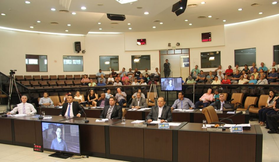 Plenário revoga Conselho do Canal de Cidadania para criação de novo regimento para TV Câmara