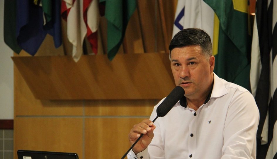 Aderbal quer intensificação de rondas da PM próximo à escola estadual do Bandeira Branca II