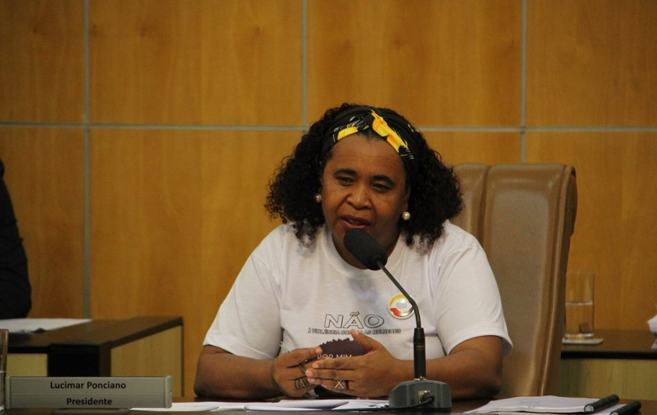 Lucimar questiona Prefeito sobre demora em atendimento para distribuição de carnês do IPTU