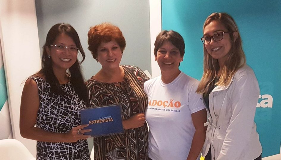 TV Câmara Entrevista aborda o tema da adoção em programa desta terça-feira