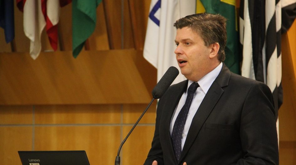 Rodrigo Salomon pede atribuição de CEP em todas as vias do Parque dos Sinos