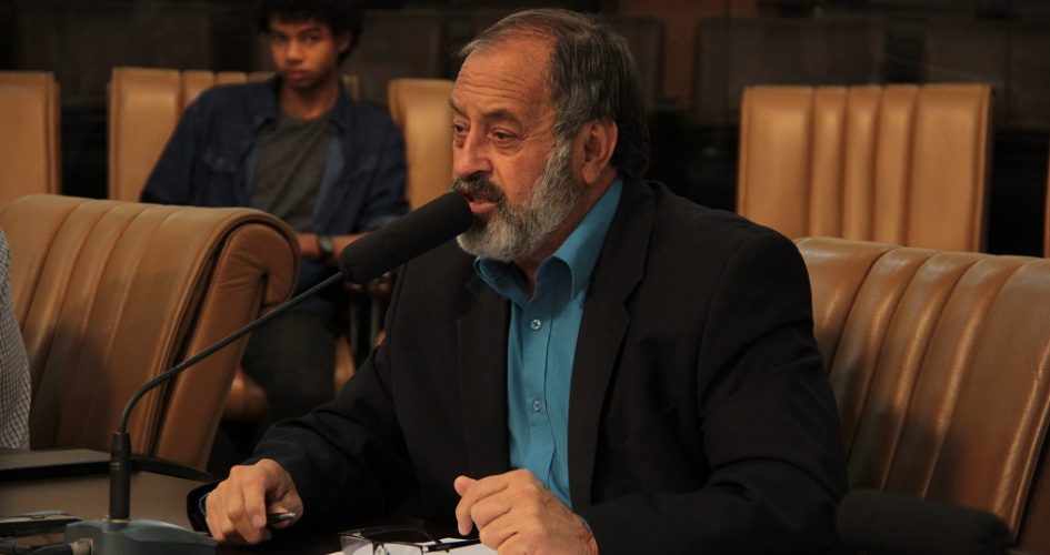 Valmir questiona prefeitura de Jacareí sobre falta de limpeza em áreas do Parque dos Príncipes