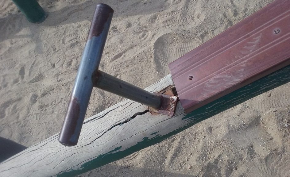 Arildo quer serviços de manutenção em playgrounds do Parque da Cidade