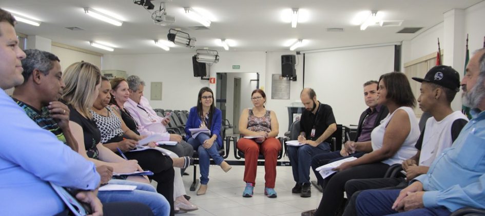 Frente Parlamentar discute projetos de regularização fundiária e política habitacional em Jacareí