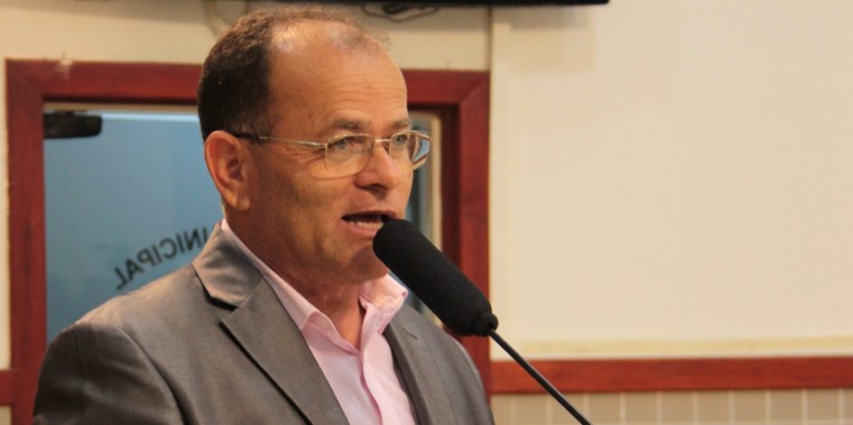 Juarez pede melhor aproveitamento de semáforos inoperantes na cidade