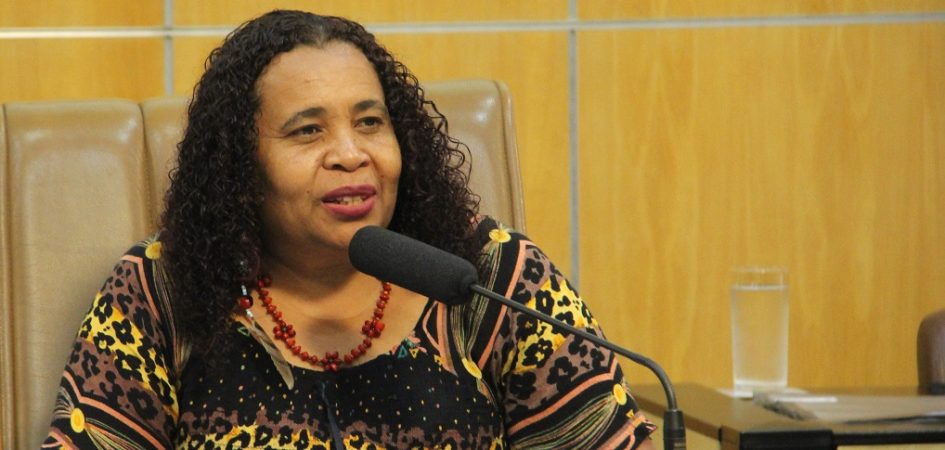 Lucimar quer solução para demandas de alunos de escola estadual no Jardim Bela Vista