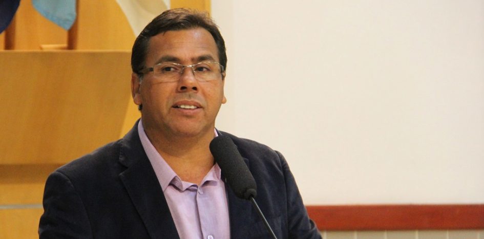 Arildo Batista solicita melhorias para o Jardim Colinas em Jacareí