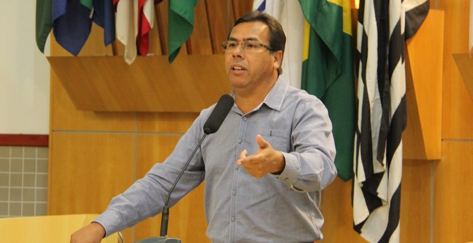 Arildo indica operação Tapa Buracos em ruas da Vila Nova Aliança, Nova Esperança e São João