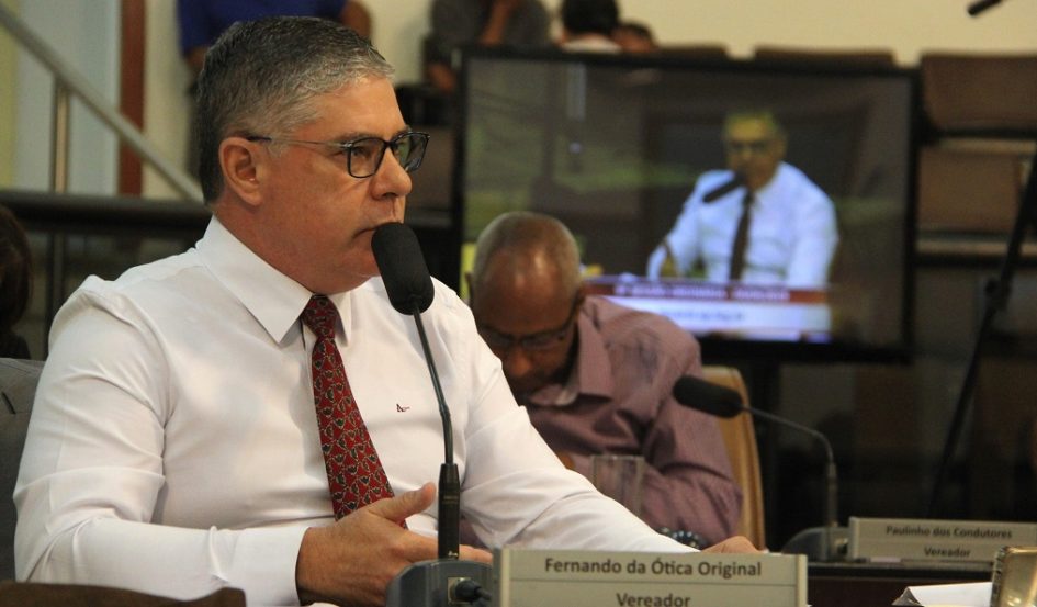 Fernando questiona serviço de captura e remoção de animais peçonhentos em Jacareí