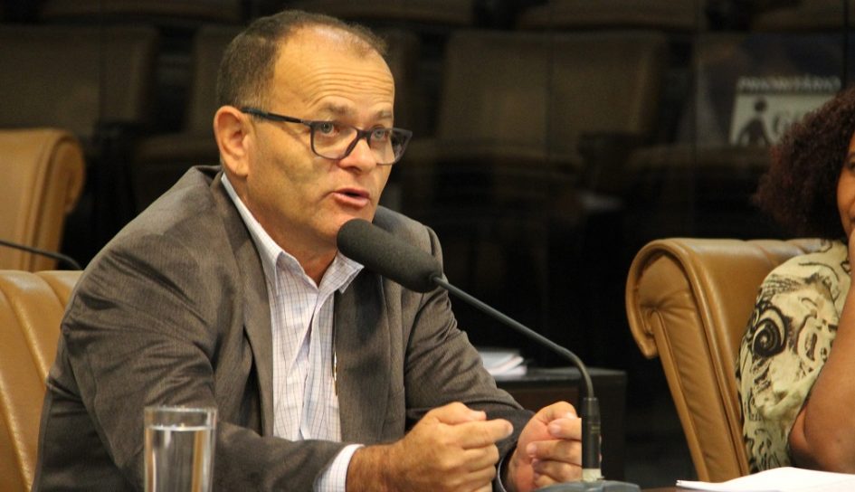 Juarez Araújo solicita ao DER a construção de calçadas na rodovia Henrique Eroles