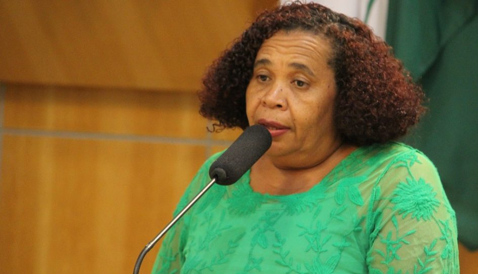 Lucimar Ponciano apresenta demandas por benfeitorias no Parque Santo Antônio