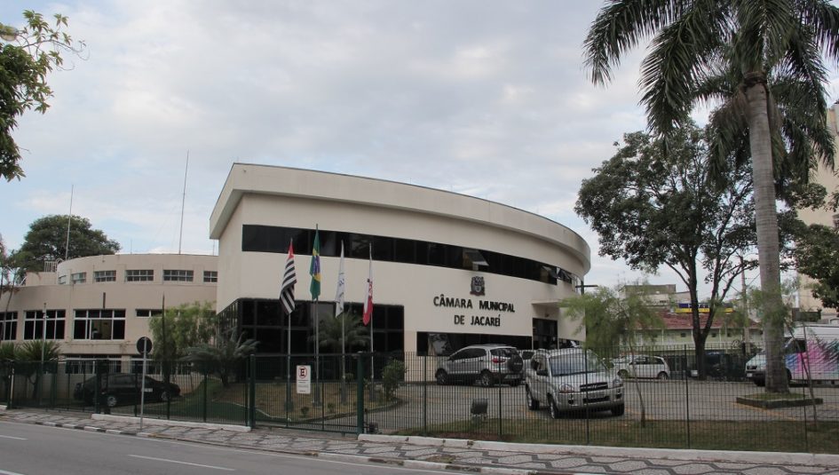 Câmara adia projeto sobre criação de galinhas d’Angola em imóveis de Jacareí