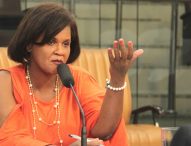 Márcia Santos solicita mais funcionários para UPA Dr. Thelmo em Jacareí