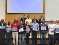 Câmara de Jacareí homenageia munícipes que venceram o vício das drogas