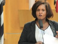 Márcia indica serviços de manutenção para o Bandeira Branca I e II