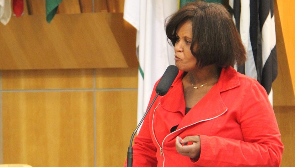 Márcia pede manutenções para o Jardim Nova Esperança, região oeste de Jacareí