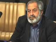 Valmir quer segurança em conjunto habitacional e parada de ônibus na região central de Jacareí