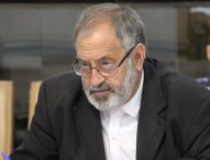 Valmir questiona prefeitura em relação à manutenção de vias e valor de arrecadação de IPTU