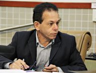 Vereador pede para Prefeitura consertar buracos em avenida do Jardim Terras da Conceição