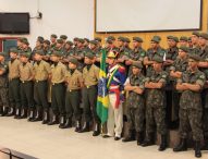 Câmara homenageia atiradores do Exército Brasileiro em Jacareí
