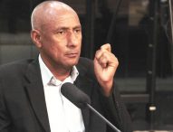 Paulinho dos Condutores pede retirada do semáforo que sobrecarrega ponte do São João