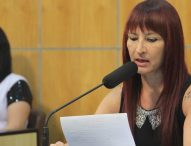 Sônia quer respostas em relação à falta de avanços na área esportiva em Jacareí