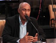 Paulinho dos Condutores questiona Izaias sobre construção do novo Pronto Socorro