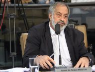 Valmir questiona prefeito sobre aterramento de córrego no Parque Meia Lua