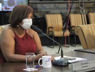 Márcia questiona Prefeitura sobre ambulâncias requisitadas à empresa Distal